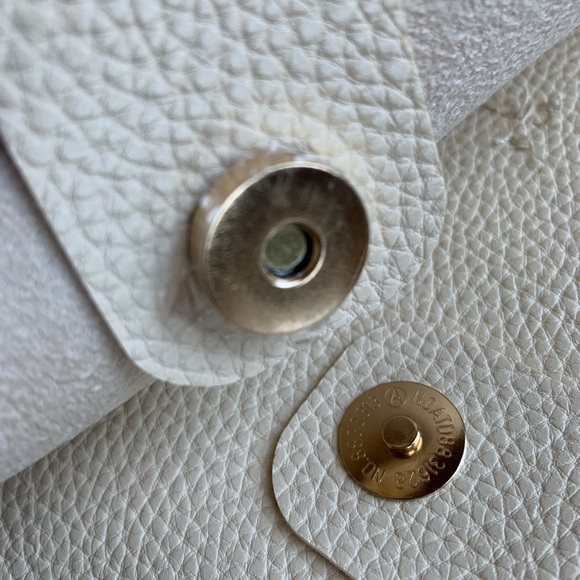 Ultra Beauty Beige Beauty Tote Bag - Picture 8 of 14